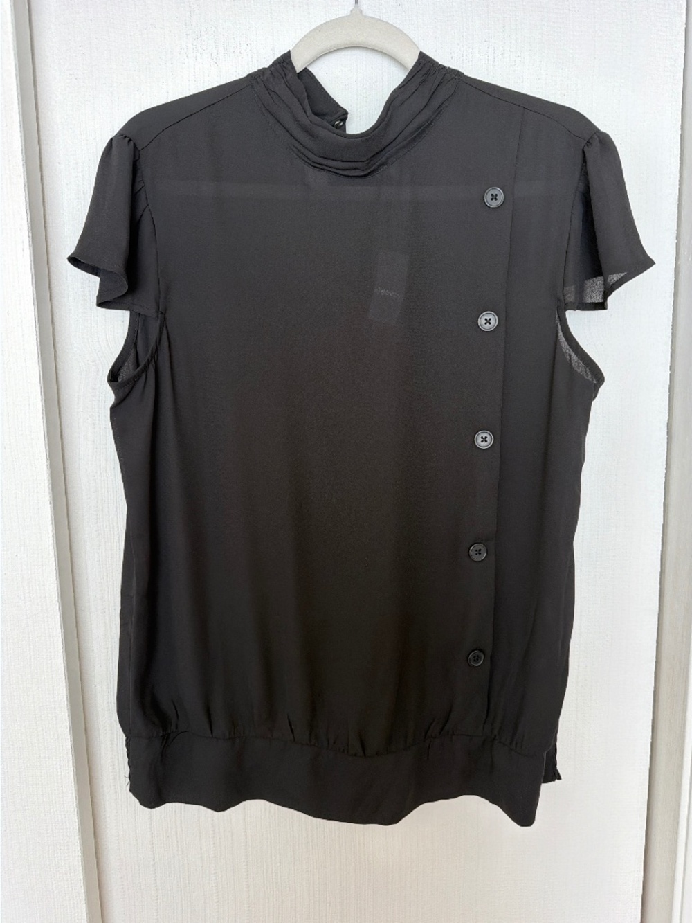 New York & Company Black Mock Neck Button Detail Blouse – Size Medium – NWT